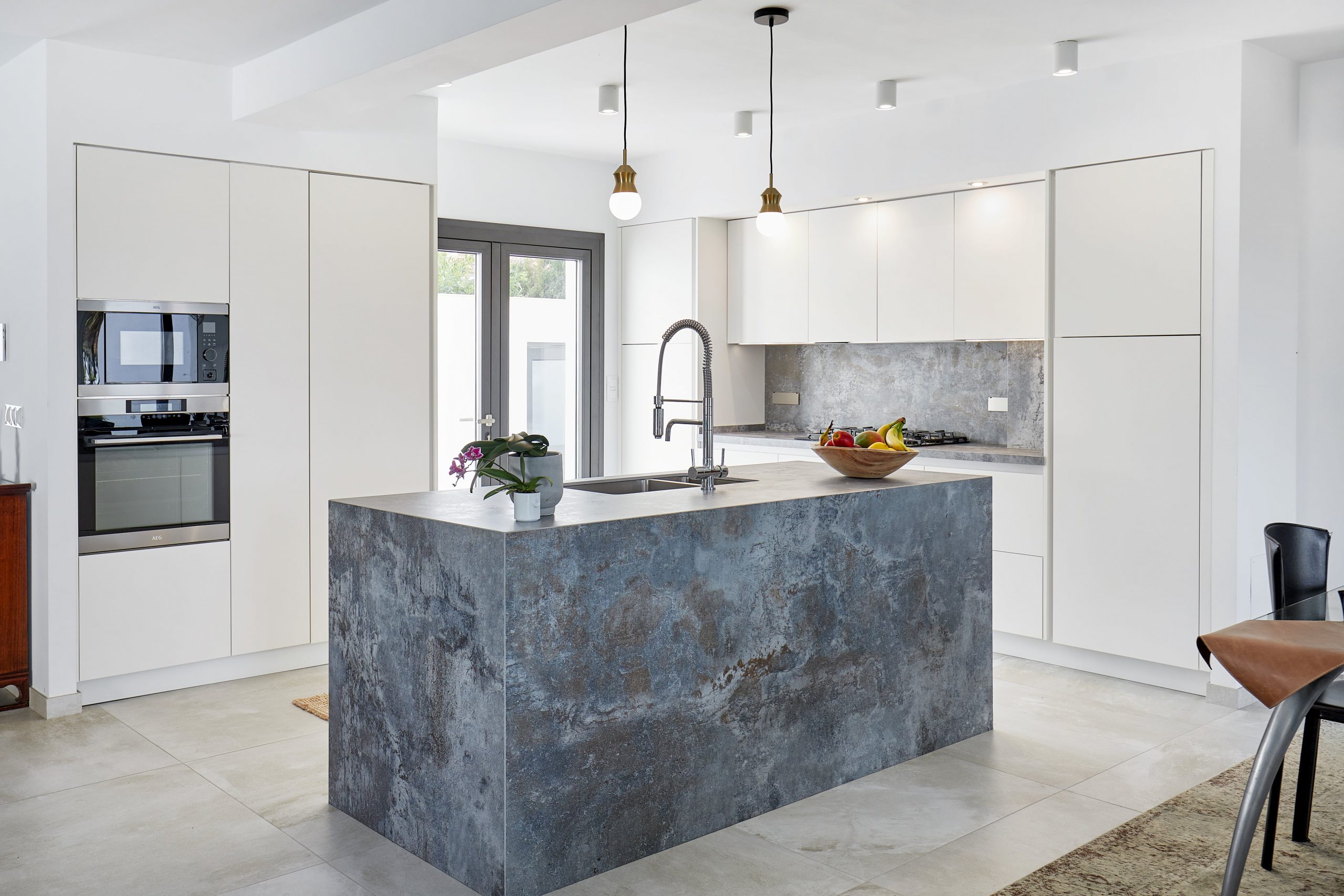 Modern kitchen in Kensington